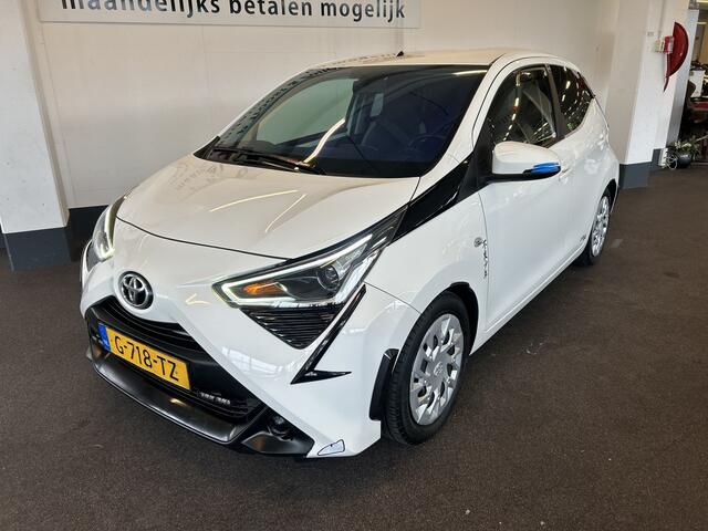 Toyota AYGO 1.0 VVT-i x-play limited Sport | Apple carplay | Achteruitrijcamera | Airco | Sportuitlaat | Begrenzer