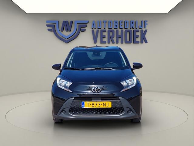 Toyota AYGO X 1.0 VVT-i MT Play NL Auto - All Season Banden - Carplay