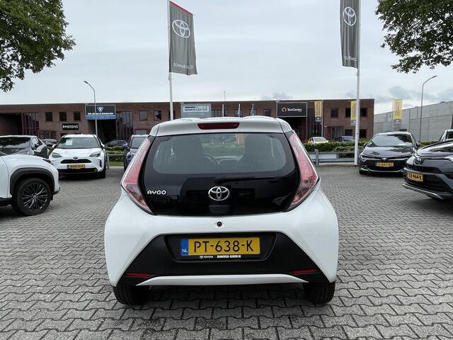 Toyota AYGO 1.0 VVT-i x-fun