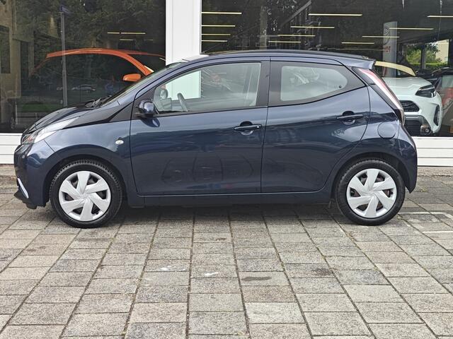 Toyota AYGO 1.0 VVT-i x-play