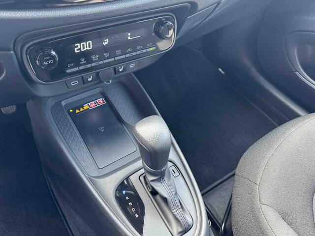 Toyota AYGO X Hybrid 115 play |Carplay|Stoelverwarming|Camera|