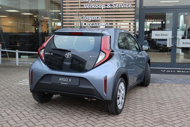 Toyota AYGO X Hybrid 115 Play Nieuw en in juni leverbaar met ¤1.500,- inruilpremie!!