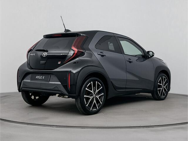 Toyota AYGO X Hybrid 115 GR Sport | Apple Carplay & Android Auto | Parkeercamera | * | Auto op bestelling |