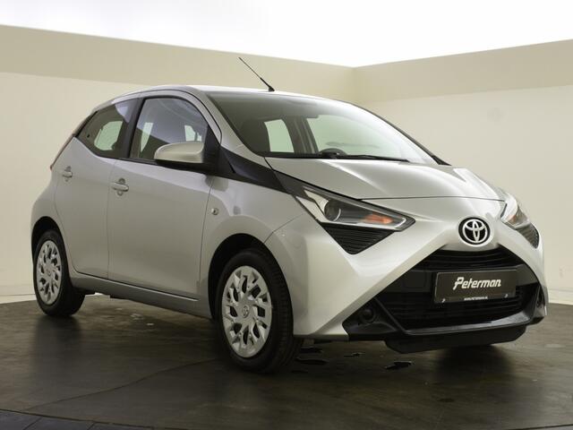 Toyota AYGO 1.0 VVT-i x-play | Carplay | Camera | Airco