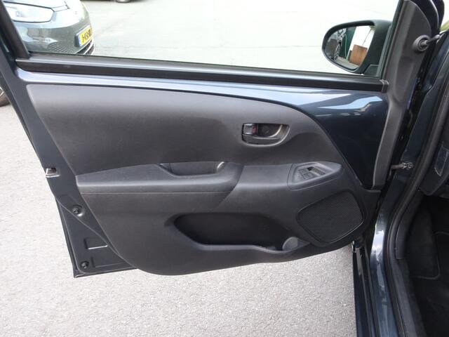 Toyota AYGO 1.0 VVT-i x-fun Airco, elektrische ramen, centrale vergrendeling, enz.