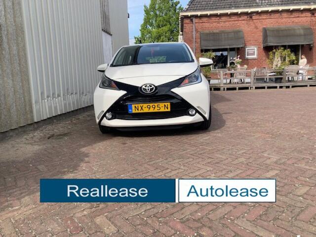 Toyota AYGO 1.0 VVT-i X-play Camera