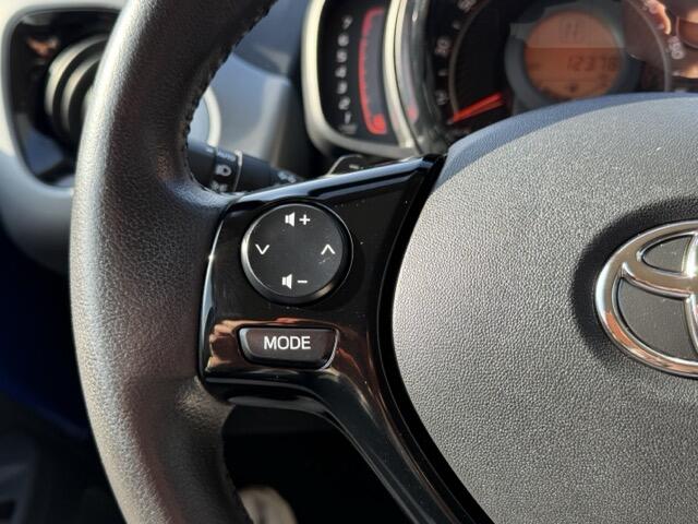 Toyota AYGO 1.0 VVT-i x-clusiv