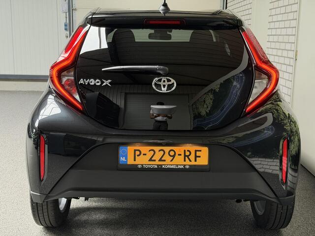 Toyota AYGO X 1.0 VVT-i S-CVT first