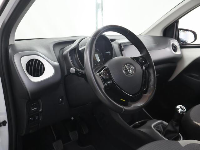 Toyota AYGO 1.0 VVT-i x-play | Airco | Apple Carplay/Android Auto | Parkeercamera | Bluetooth |