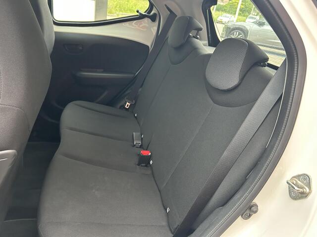Toyota AYGO 1.0 VVT-i x-fun