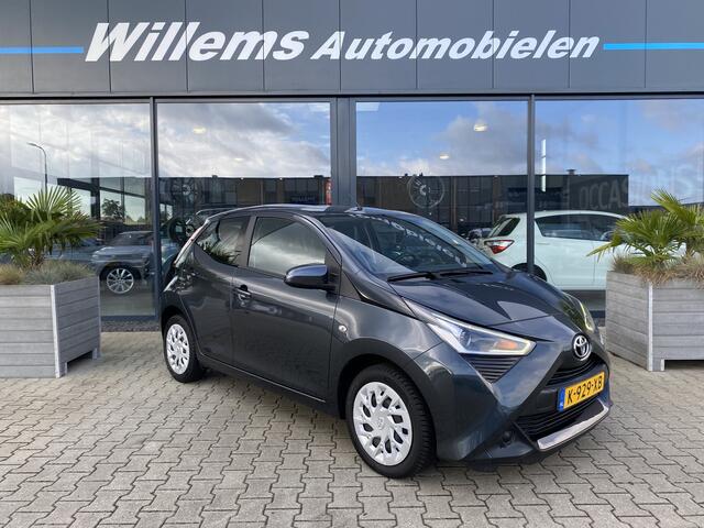 Toyota AYGO 1.0 VVT-i x-play App Connect, Airco & Camera