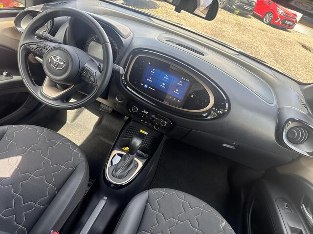 Toyota AYGO X 1.0 VVT-i S-CVT Premium | 06-10141018 Voor meer informatie