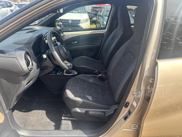 Toyota AYGO X 1.0 VVT-i S-CVT Premium | 06-10141018 Voor meer informatie