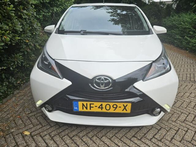 Toyota AYGO 1.0 VVT-i x-play Camera
