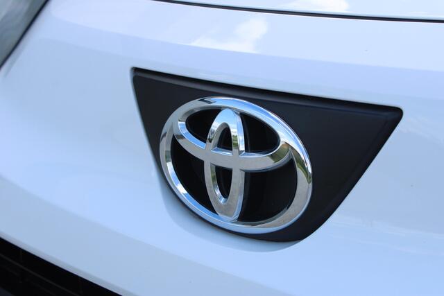 Toyota AYGO X 1.0 VVT-i MT Play | Incl. 12 maanden garantie | Adaptieve cruise control | Apple carplay/Android auto | DAB radio | Airco | Groot scherm | Parkeercamera |