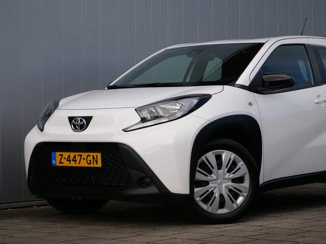 Toyota AYGO X 1.0 VVT-i S-CVT Play 73 Pk Automaat Camera / Apple Carplay / Automaat