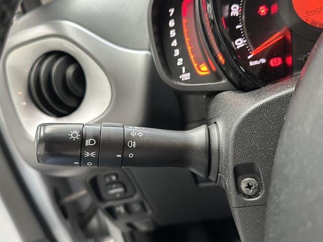 Toyota AYGO 1.0 VVT-i x-play