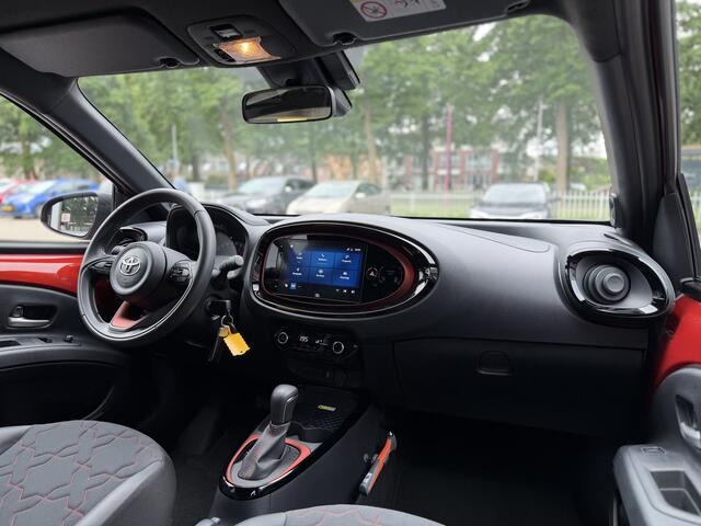 Toyota AYGO X 1.0 VVT-i S-CVT Envy | GEEN AFLEVERKOSTEN | JBL Audiosysteem, Draadloze telefoonlader, Camera