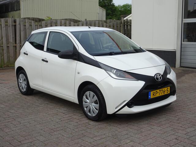 Toyota AYGO 1.0 VVT-i x-fun Airco, elektrische ramen, centrale vergrendeling, enz.
