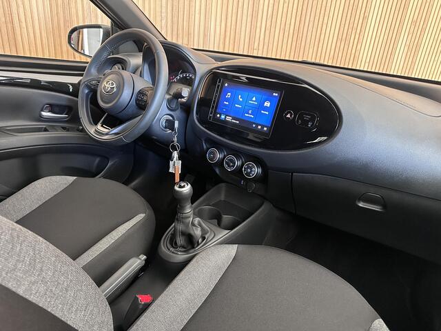 Toyota AYGO X 1.0 VVT-i MT Play Camera | Cruise control | Carplay