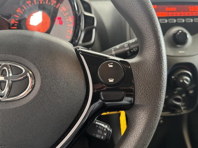 Toyota AYGO 1.0 VVT-i x-fun