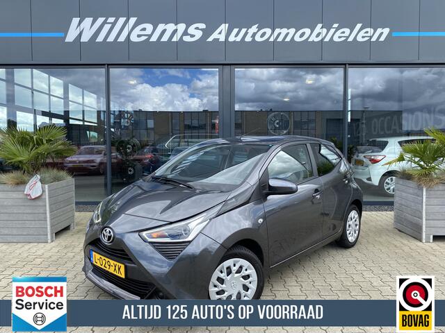 Toyota AYGO 1.0 VVT-i x-play App Connect , Camera