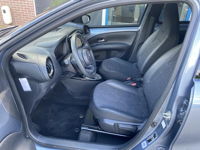 Toyota AYGO X 1.0 VVT-i S-CVT Envy