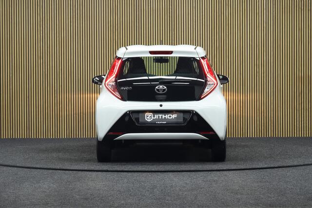 Toyota AYGO 1.0 VVT-i x-play Limited | Apple Carplay & Android Auto | Camera | Maps Navigatie | Airco | All-season Banden