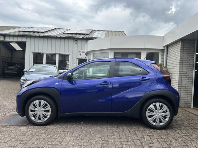 Toyota AYGO X 1.0 VVT-i MT Clima / Carplay