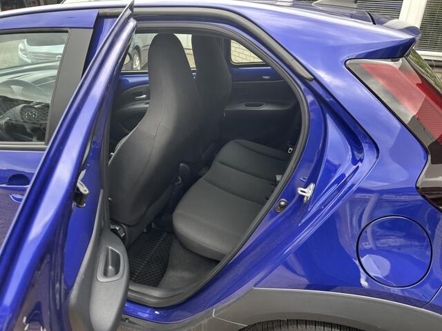 Toyota AYGO X 1.0 VVT-i MT Clima / Carplay