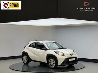 toyota-aygo-x-1.0-vvt-i-mt-play-car