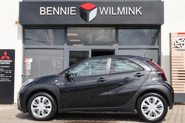 Toyota AYGO X 1.0 VVT-i MT Play Trekhaak | Armsteun | All Seasonbanden