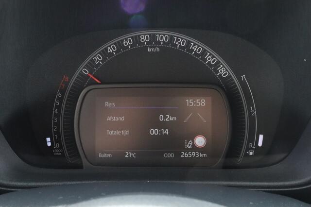 Toyota AYGO X 1.0 VVT-i MT Play Trekhaak | Armsteun | All Seasonbanden