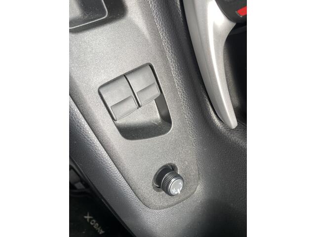 Toyota AYGO X 1.0 VVT-i MT Team D Bi-Tone Apple Carplay Android Auto