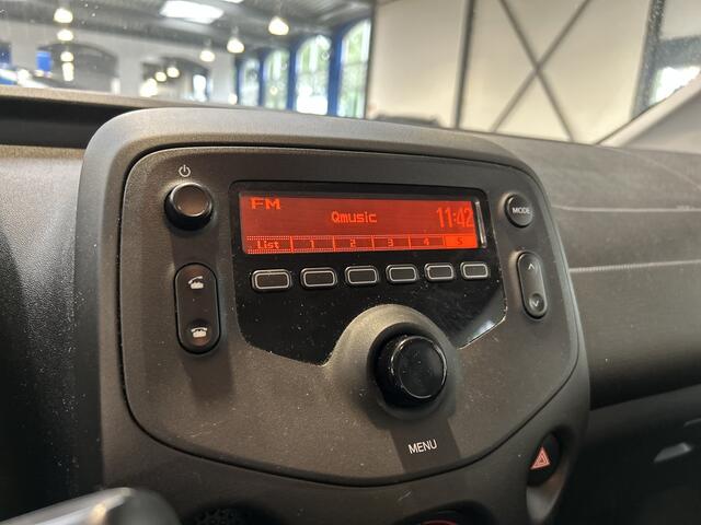 Toyota AYGO 1.0 VVT-i 70pk x-fun | Cruise Control | Bluetooth | Airco | All-season banden |