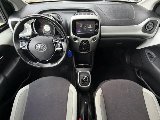 Toyota AYGO 1.0 VVT-i x-play Interesse, Proefrit? Bel of app met: 06-24 28 28 42 / 06-42130156