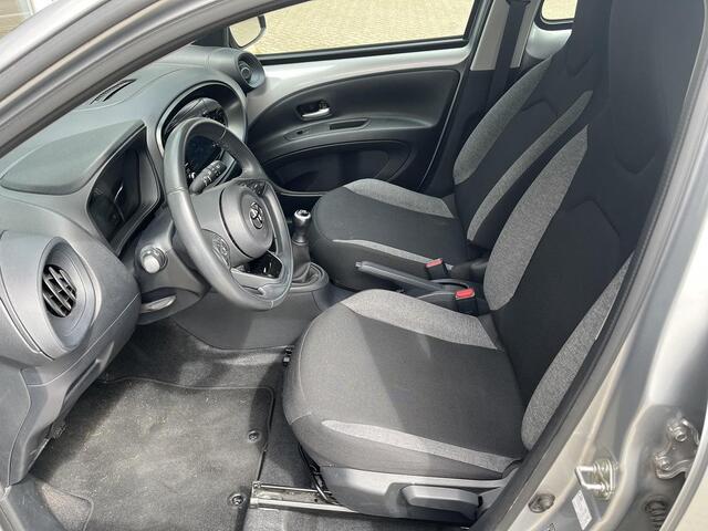 Toyota AYGO X 1.0 VVT-i MT Play | NL-auto | Apple Carplay | Airco