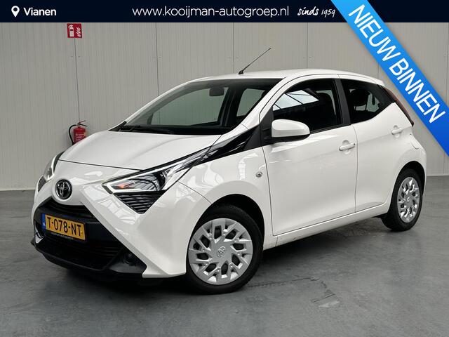 Toyota AYGO 1.0 VVT-i x-play Automaat