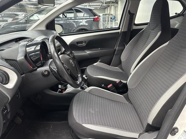 Toyota AYGO 1.0 VVT-i x-play Automaat