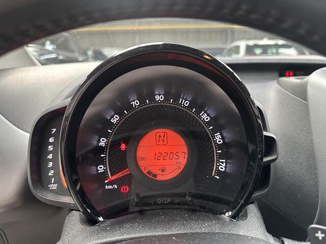 Toyota AYGO 1.0 VVT-i x-play Automaat