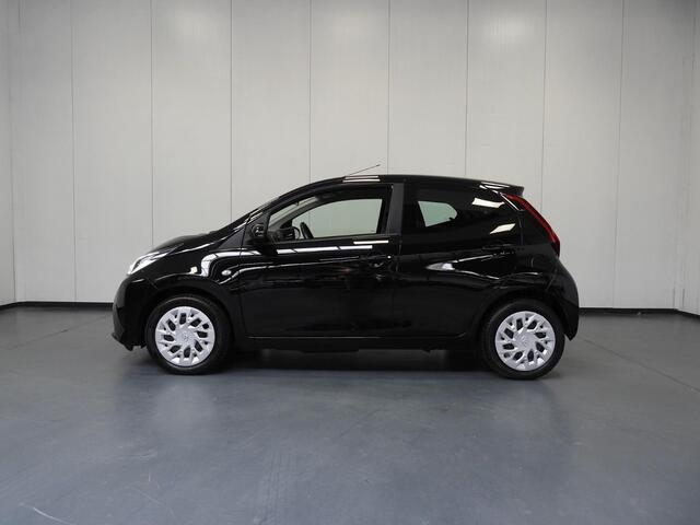 Toyota AYGO 1.0 VVT-i X-Play Limited NAVI/CAMERA/AIRCO/BLUETOOTH!