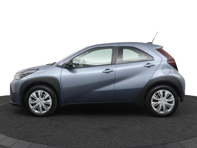 Toyota AYGO X Hybrid 115 play | Nieuw uit voorraad leverbaar |
