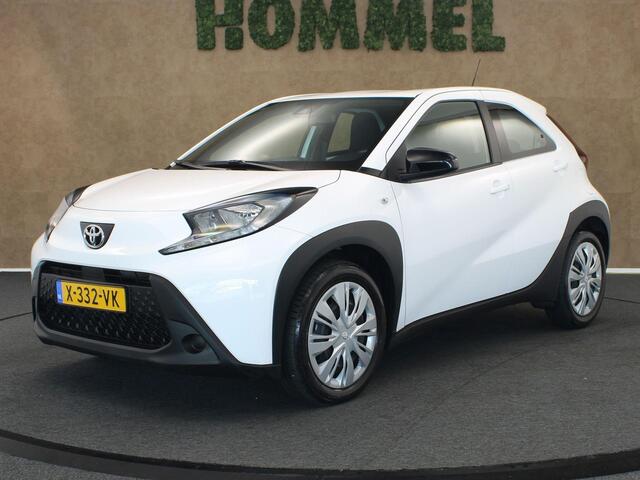 Toyota AYGO X 1.0 VVT-i MT Play - ORIGINEEL NEDERLANDSE AUTO - ACHTERUITRIJCAMERA - APPLE CARPLAY/ANDROID AUTO - ADAPTIEVE CRUISE CONTROL - RIJSTROOKSENSOR MET CORRECTIE - VERKEERSBORDDETECTIE - GROOTLICHTASSISTENT - AUTONOMOUS EMERGENCY BRAKING - DAB ONTVANGER - AIR