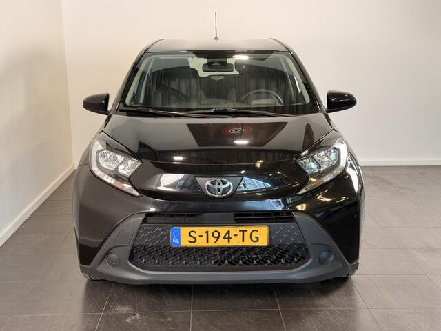 Toyota AYGO X 1.0 VVT-i MT Play | Apple CarPlay | Achteruitrijcamera |