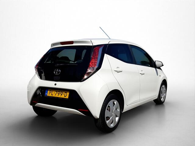 Toyota AYGO 1.0 VVT-i x-play | Airco | Camera |