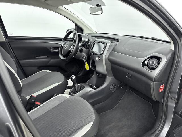 Toyota AYGO 1.0 VVT-i X-Joy | NL-Auto | Climate Control | Apple Carplay / Android Auto |
