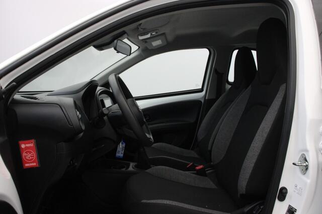 Toyota AYGO 1.0 VVT-i MT - Carplay, Cruise, Airco