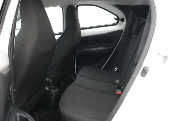 Toyota AYGO 1.0 VVT-i MT - Carplay, Cruise, Airco