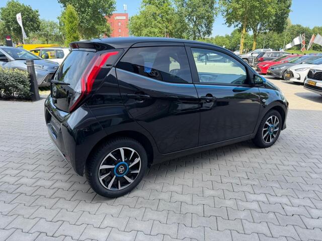 Toyota AYGO 1.0 VVT-i x-cite | Carplay | LM Velgen