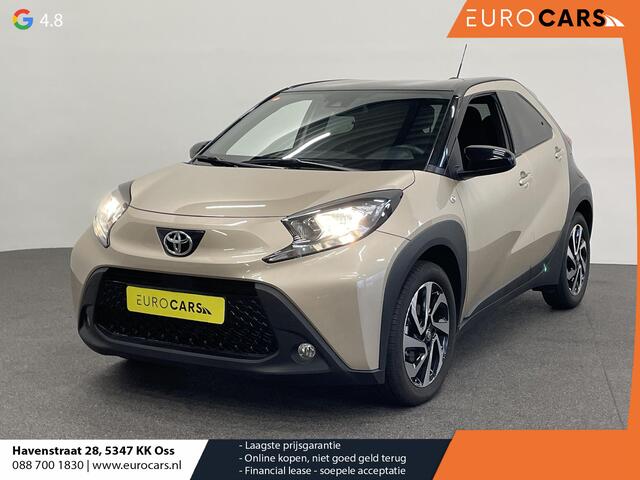 Toyota AYGO X 1.0 VVT-i Automaat Pulse Navigatie Apple Carplay/Android Auto Camera 17" Lichtmetalen Velgen Climate Control Adaptieve Cruise Control Two Tone
